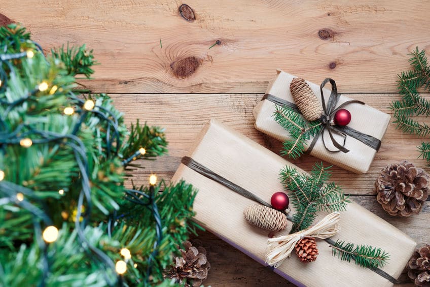 Should Landlords Give Gifts to Tenants?