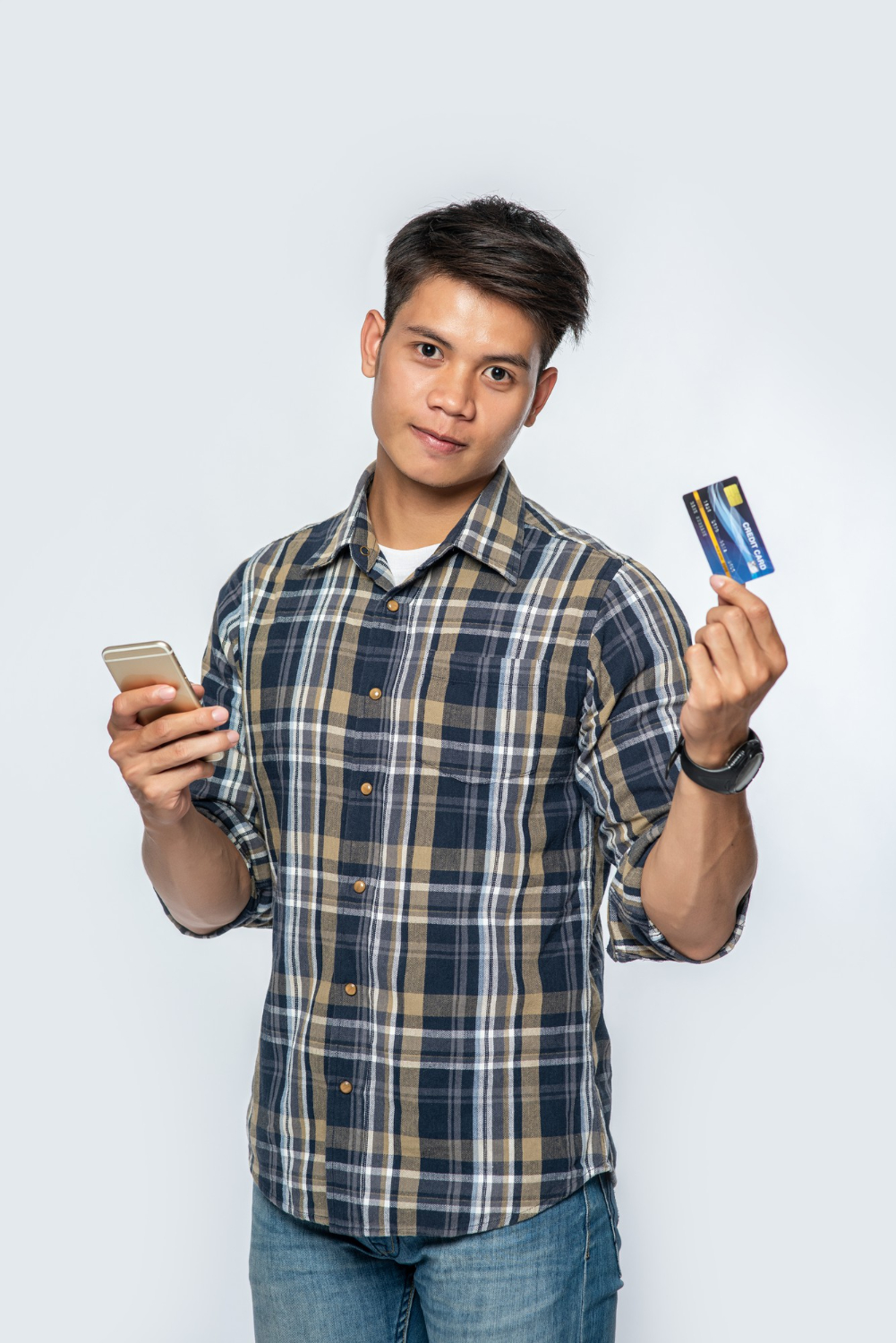 millennial renters- swipping card
